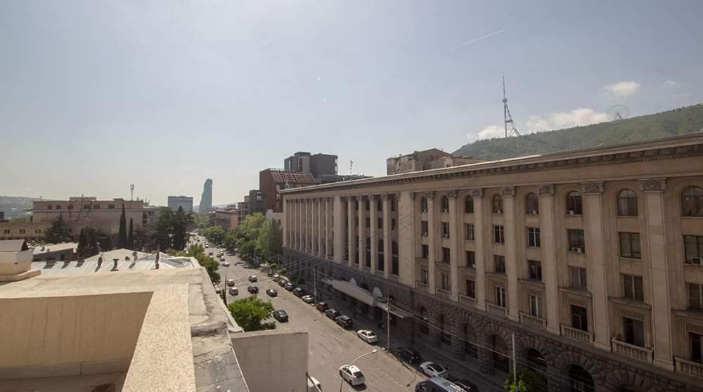 Hotel Type Rooms On Avenue Melikishvili, City Center Tbilisi Ngoại thất bức ảnh