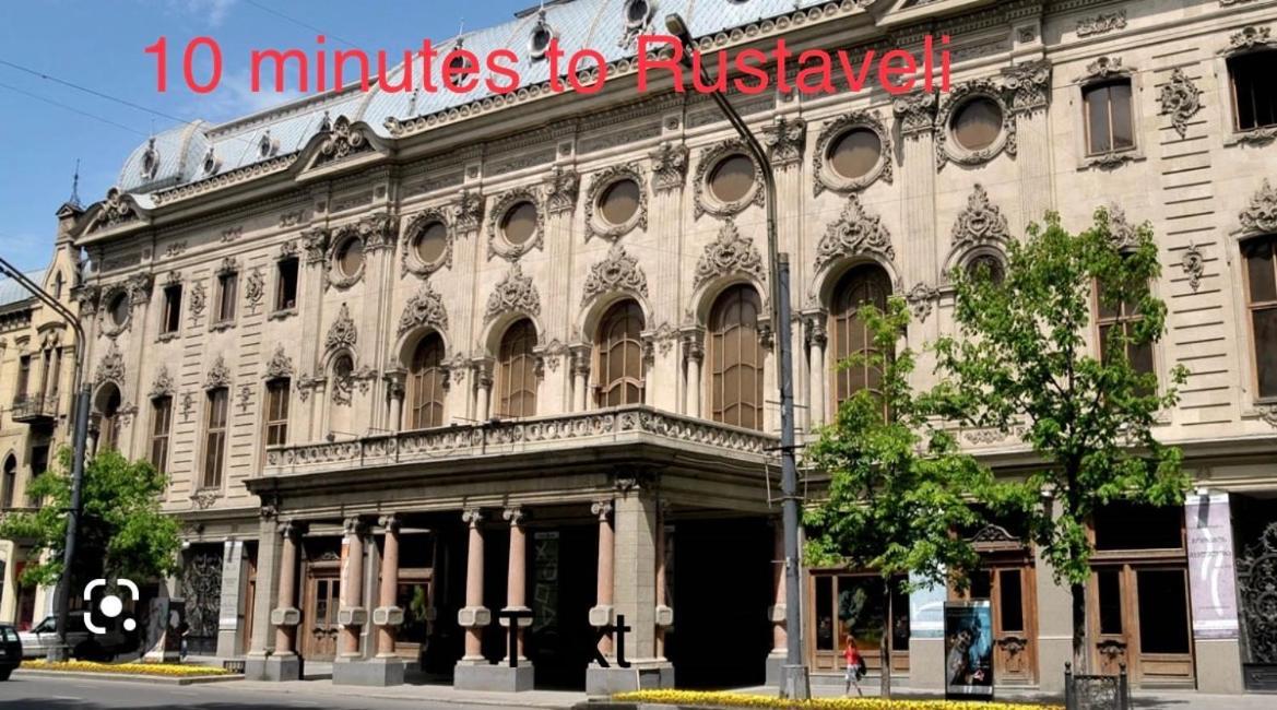 Hotel Type Rooms On Avenue Melikishvili, City Center Tbilisi Ngoại thất bức ảnh