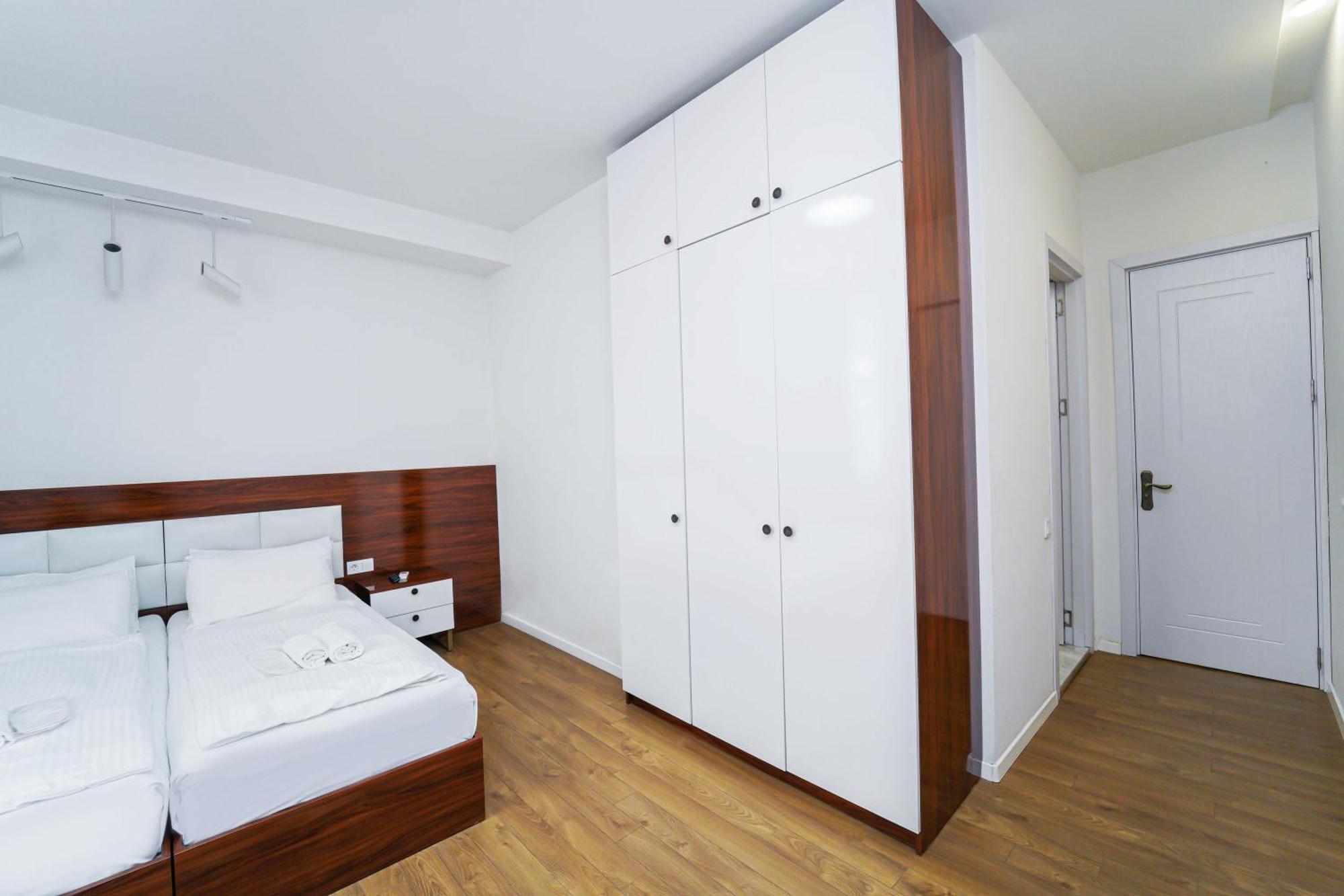 Hotel Type Rooms On Avenue Melikishvili, City Center Tbilisi Ngoại thất bức ảnh