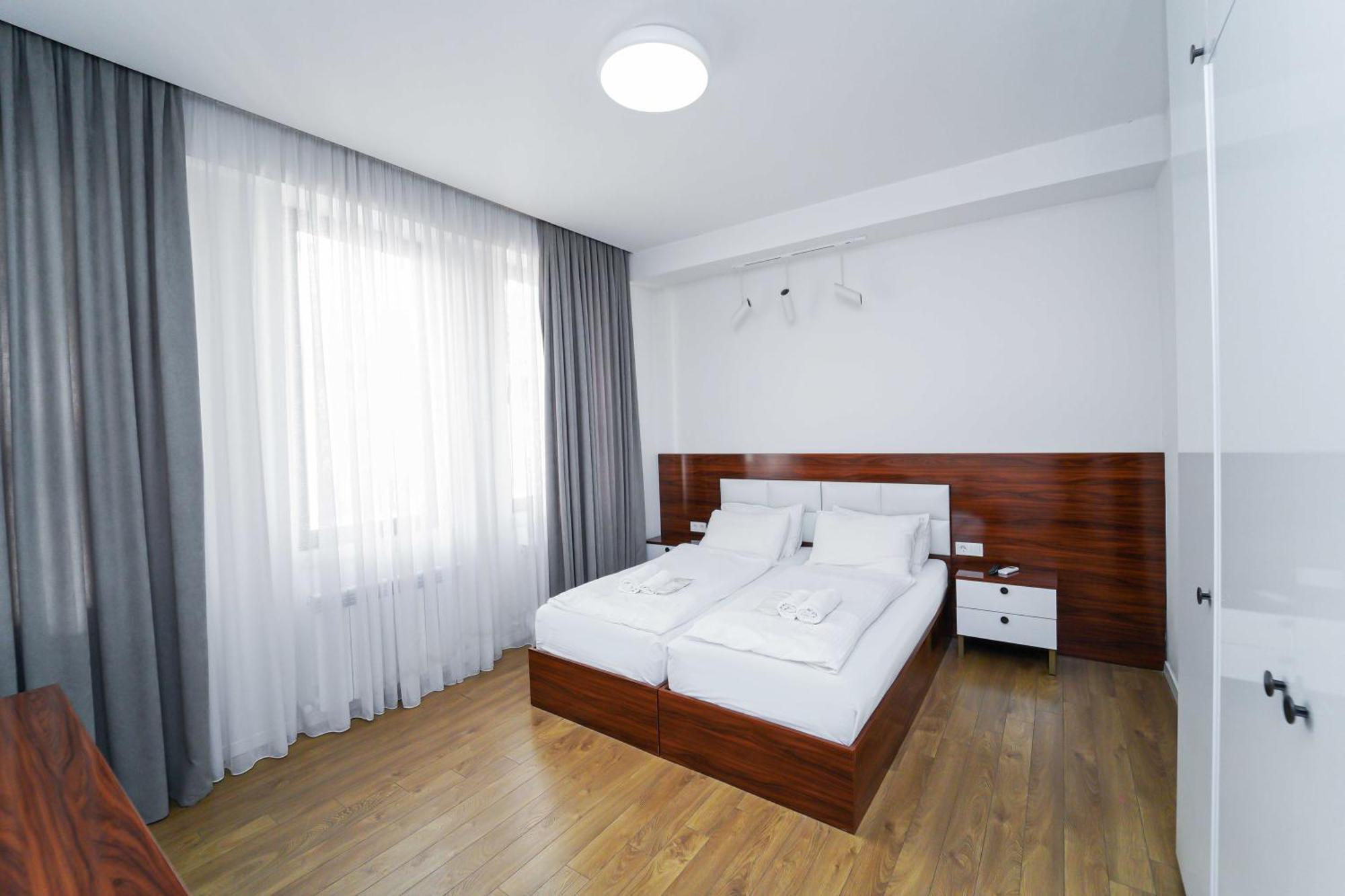 Hotel Type Rooms On Avenue Melikishvili, City Center Tbilisi Ngoại thất bức ảnh